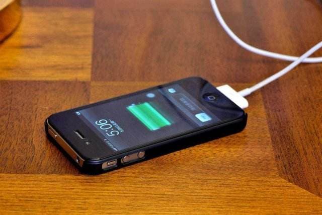 手机充不进去电-第2张图片-王尘宇